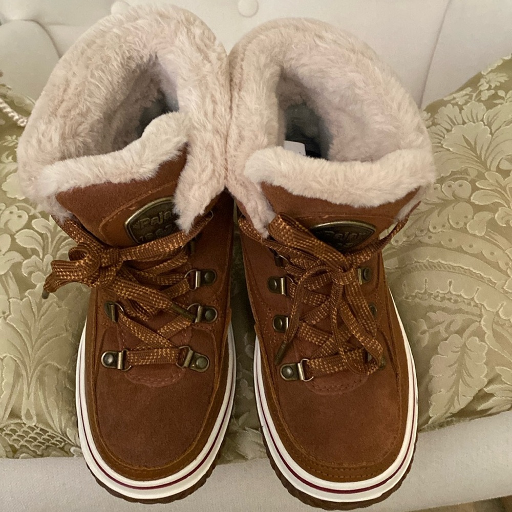 Waterproof Pajar boots